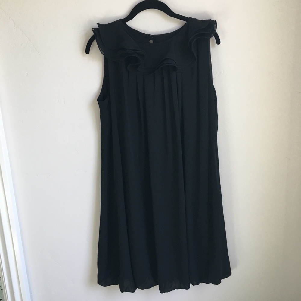 Ruffle neck sleeveless dress